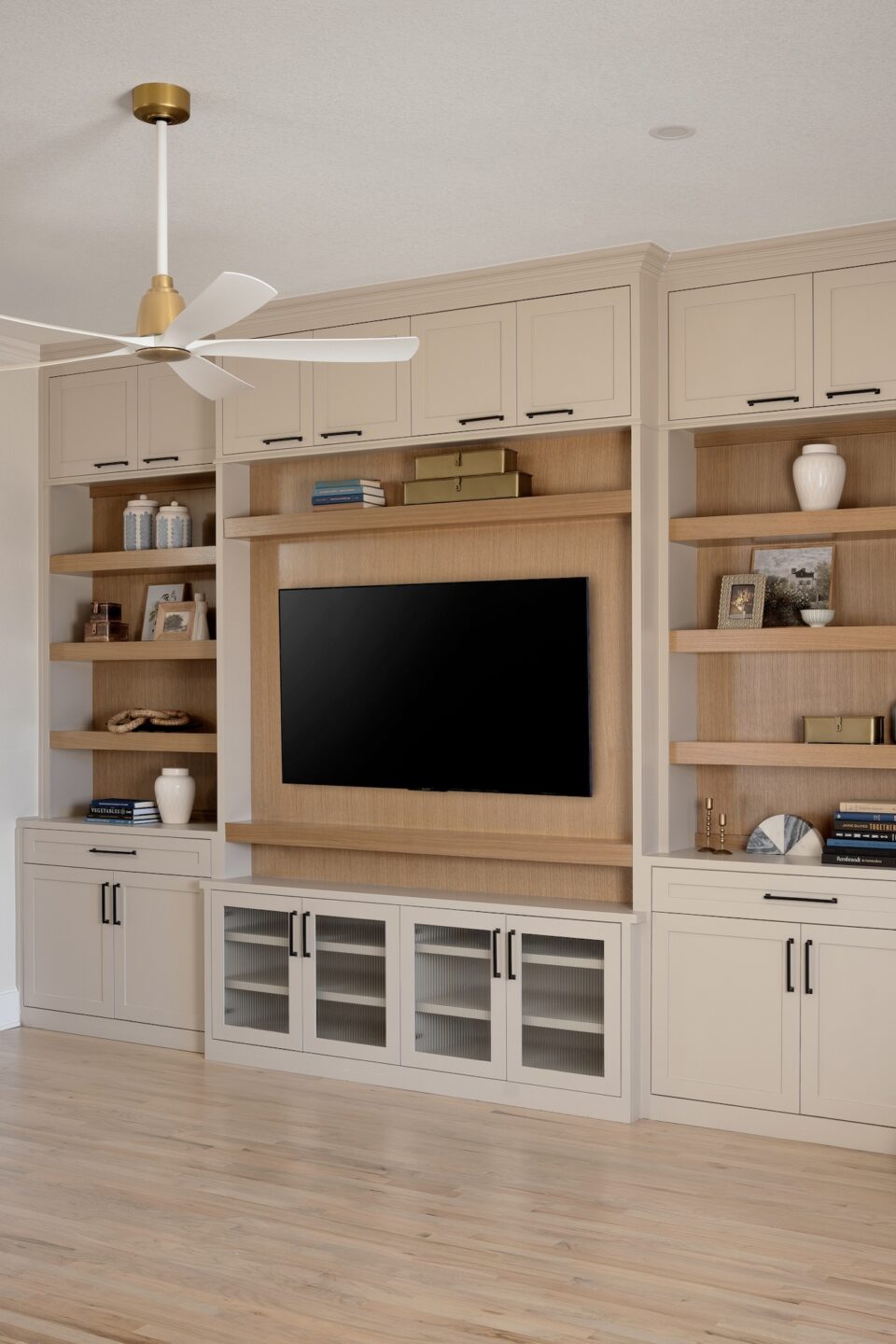 Built In Entertainment Console Bookshelves