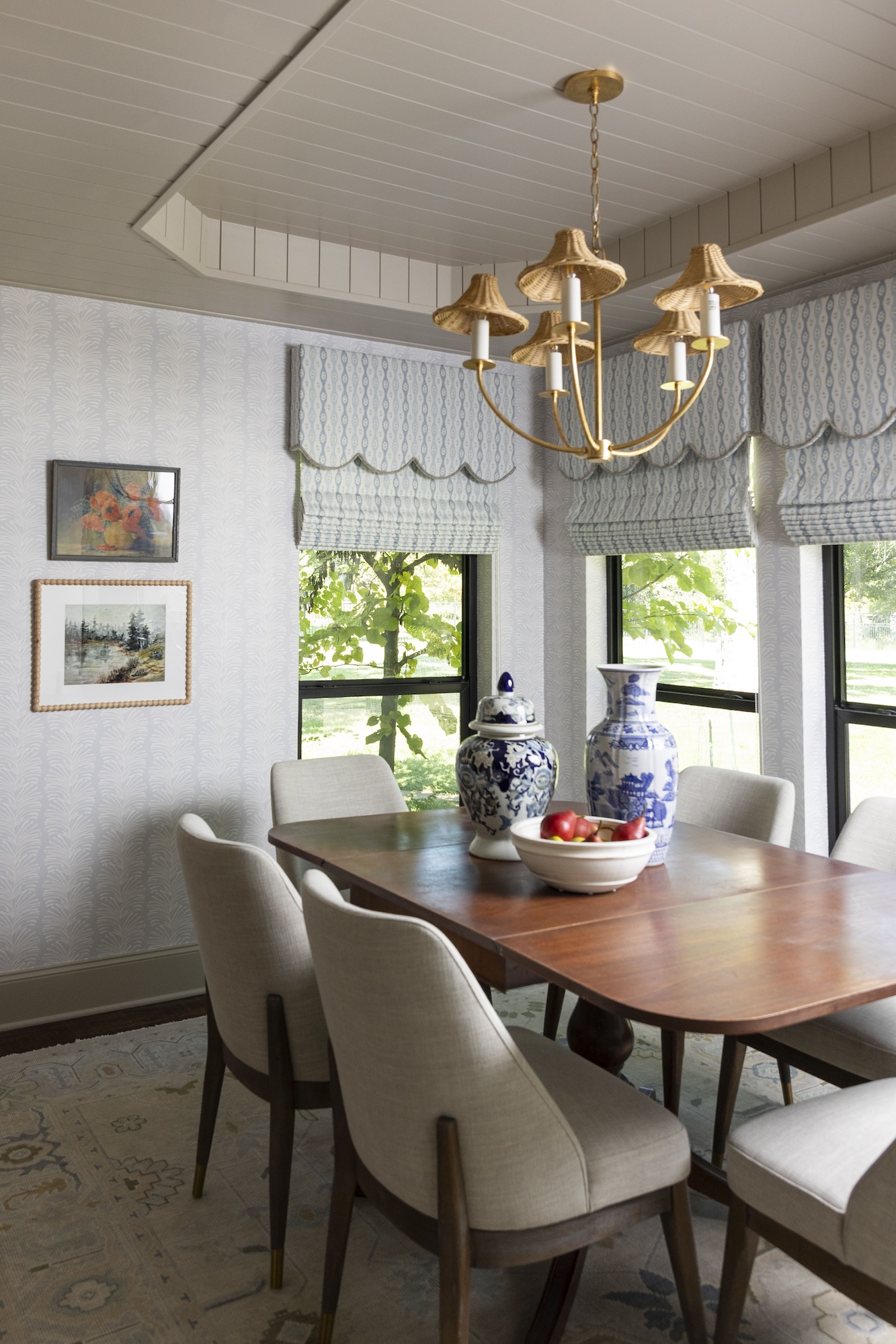 Dining Table Detail Mudhsroom Chandelier