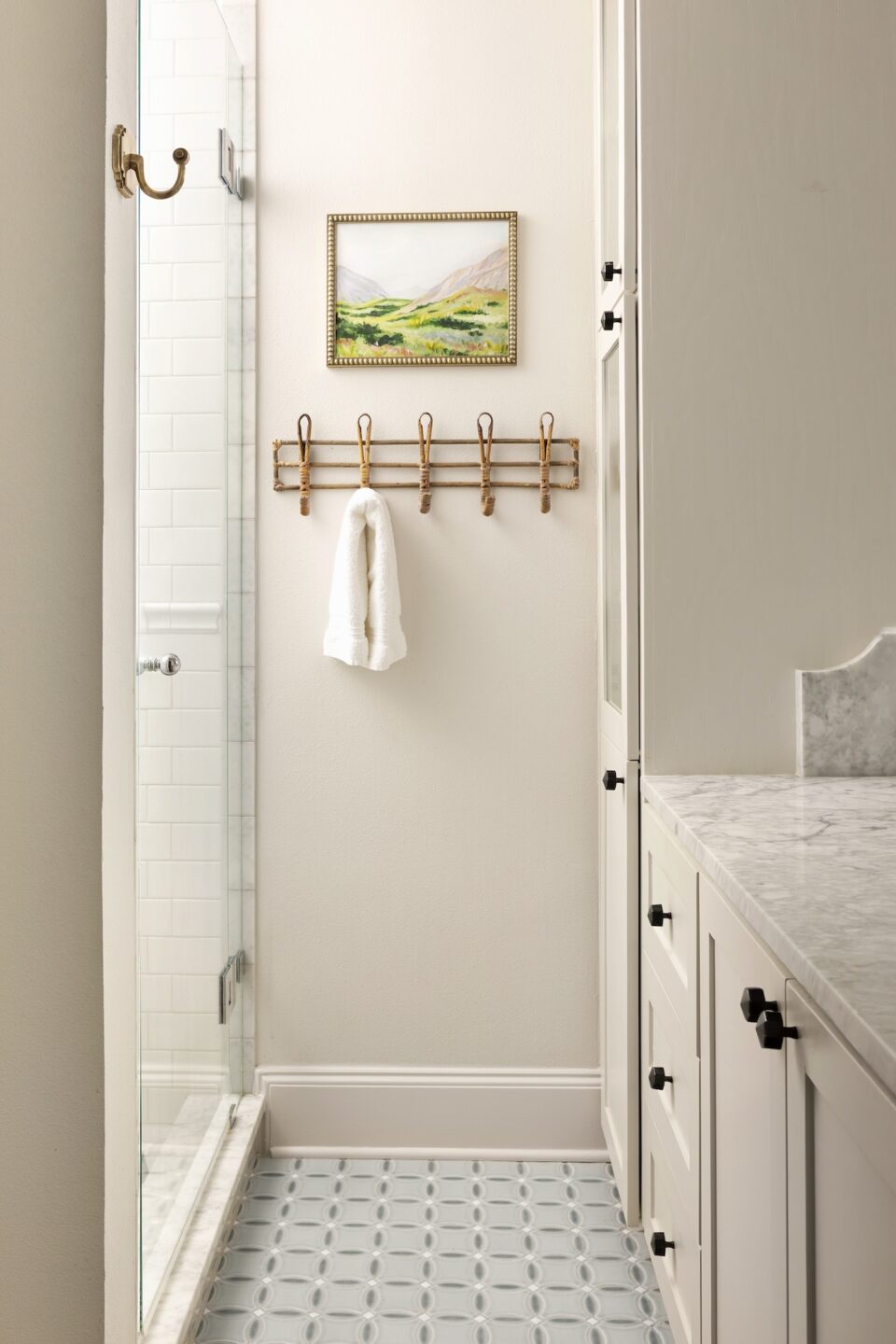 Guest Bathroom Interior Design Trella Design And Remodel