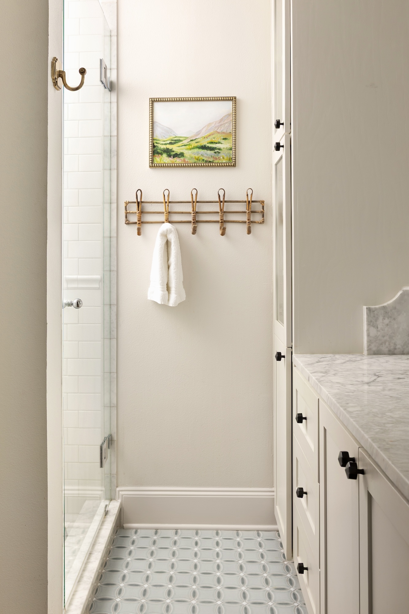 Guest Bathroom Interior Design Trella Design And Remodel