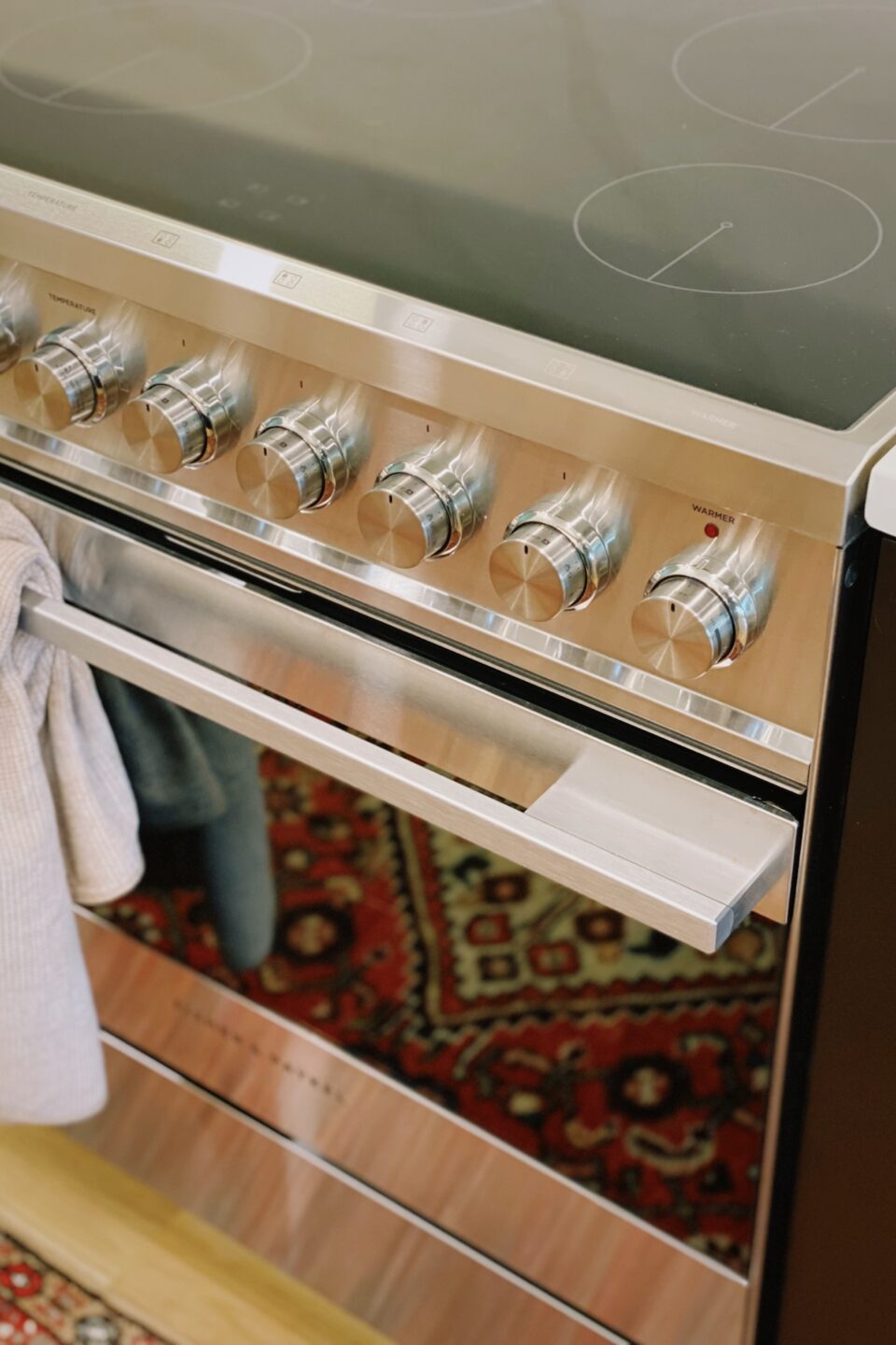 Kitchen Range Details Stainless