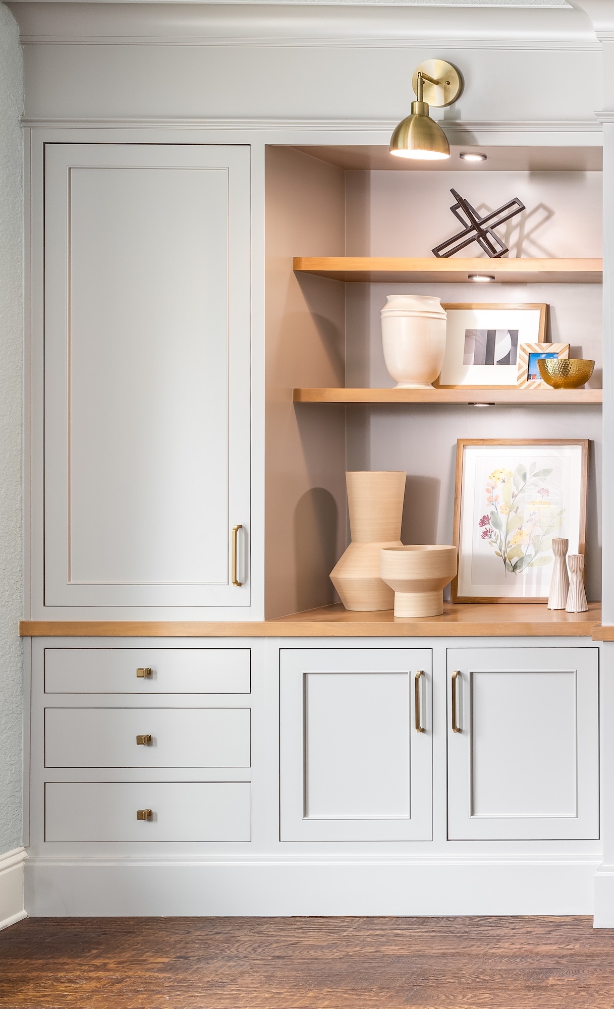 Living Room Built In Shelves Console